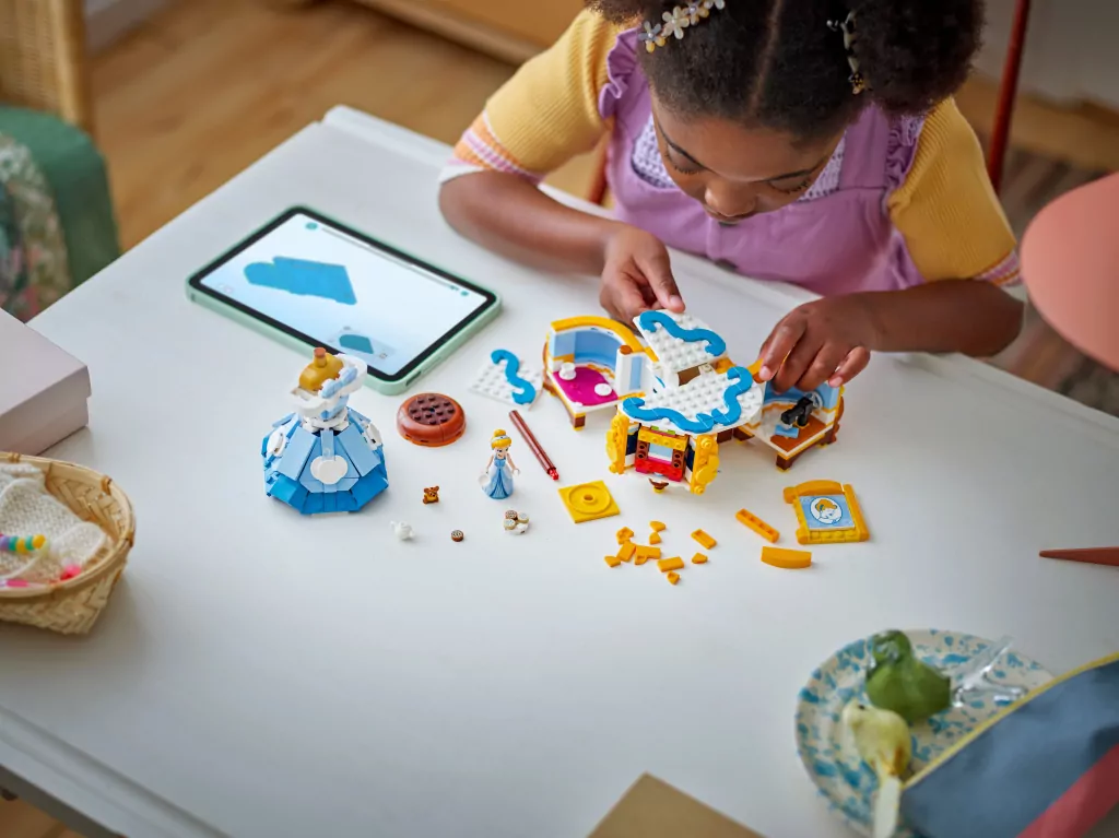 LEGO® Suknia Kopciuszka 43266 - tantis.pl