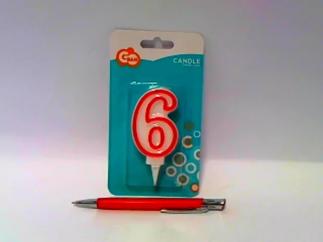 Świeczka 6 czerwony kontur 7cm - tantis.pl