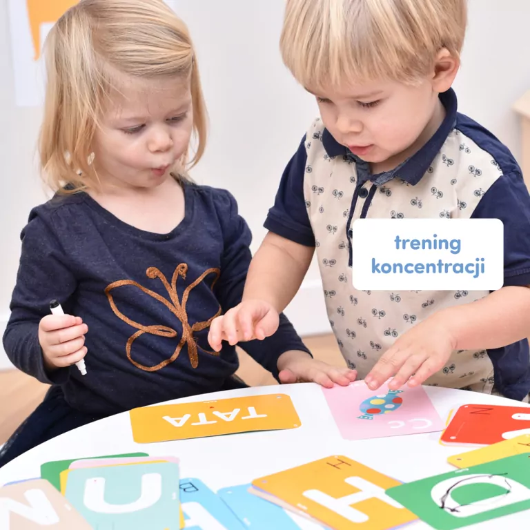 CzuCzu. Poznaję litery. Zabawy edukacyjne z pisakiem zmazywakiem 3+ - tantis.pl