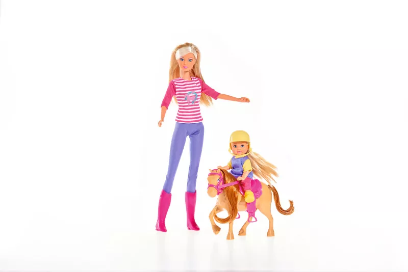 Steffi i Evi z konikiem - tantis.pl