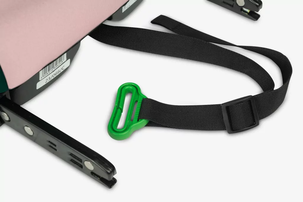 Caratero Fotelik Puma rózowy (125-150cm) - tantis.pl