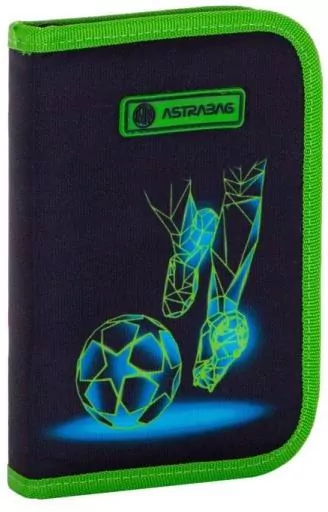 ASTRA. Piórnik z wyposażeniem. Football Motion - tantis.pl