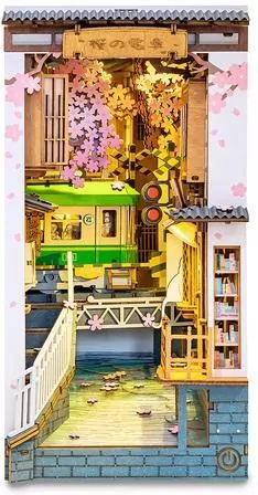 Drewniany model LED. Sakura Densya - tantis.pl