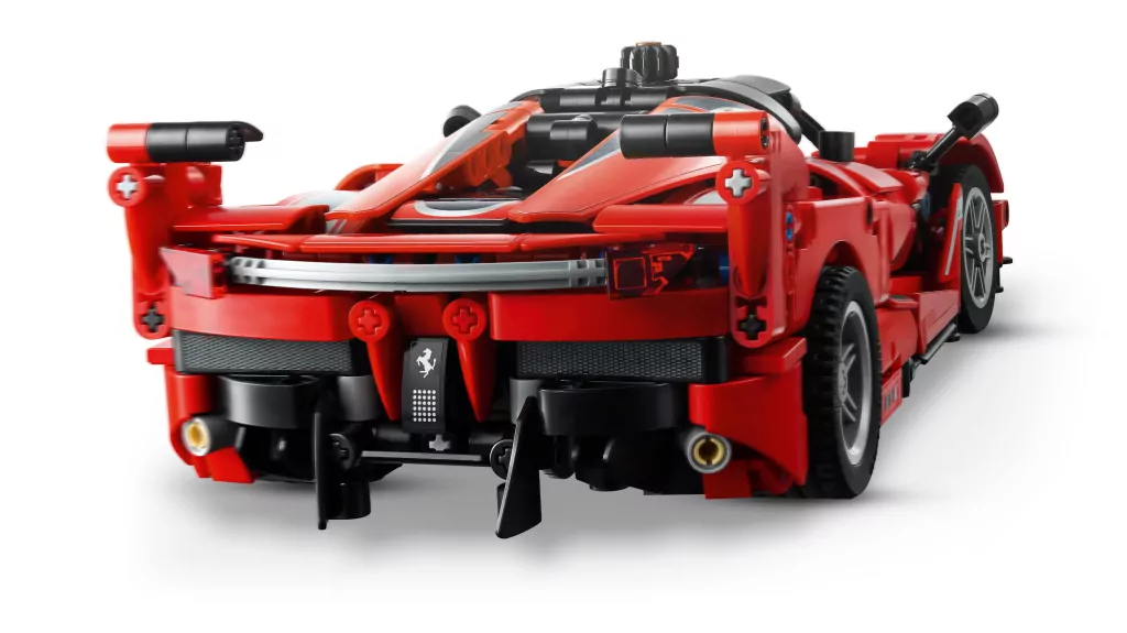 LEGO® Ferrari FXX K 42212 - tantis.pl