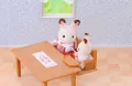 Stół i krzesła do jadalni. Sylvanian Families - tantis.pl