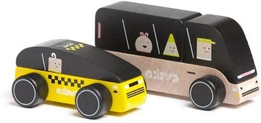 Drewniany zestaw. Transport miejski