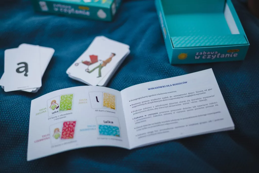 Zabawa w czytanie. Pierwsze słowa - tantis.pl