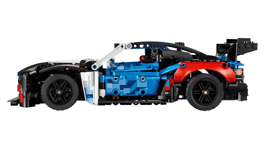 LEGO® Samochód wyścigowy BMW M4 GT3 EVO 42226 - tantis.pl