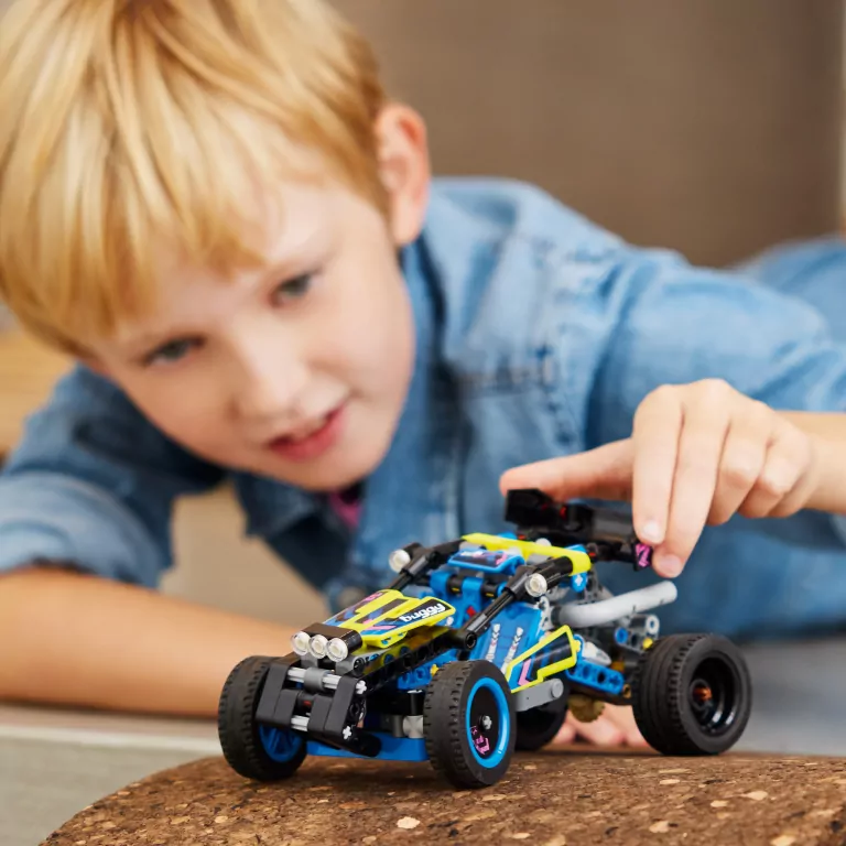 LEGO® Technic. Wyścigowy łazik terenowy 42164 - tantis.pl