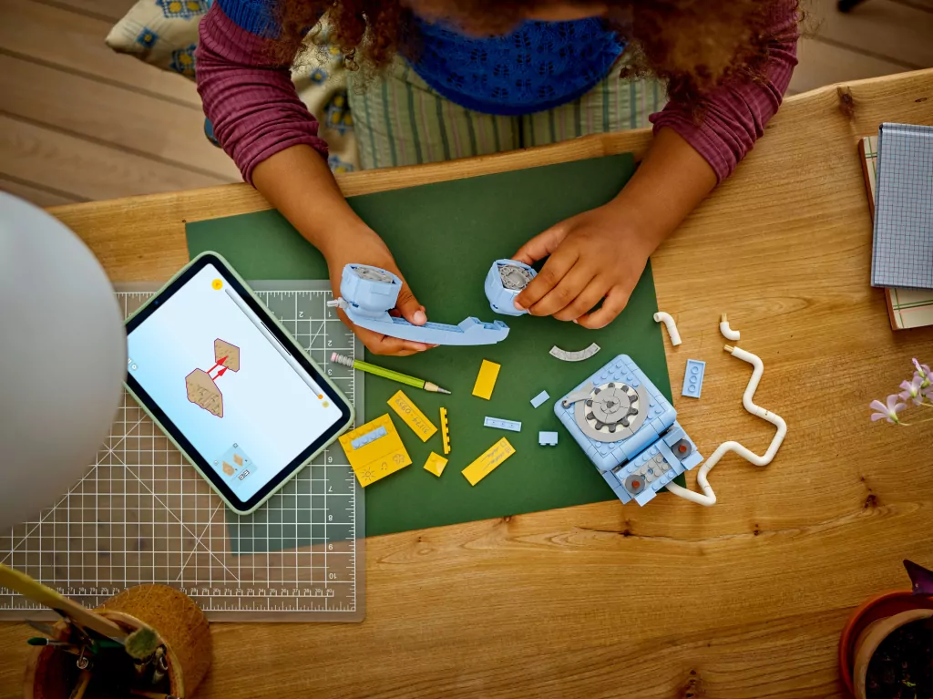 LEGO® Telefon w stylu retro 31174 - tantis.pl