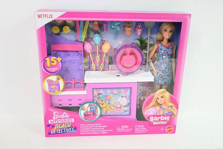Barbie Plażowi Detektywi Stoisko z grą i watą - tantis.pl