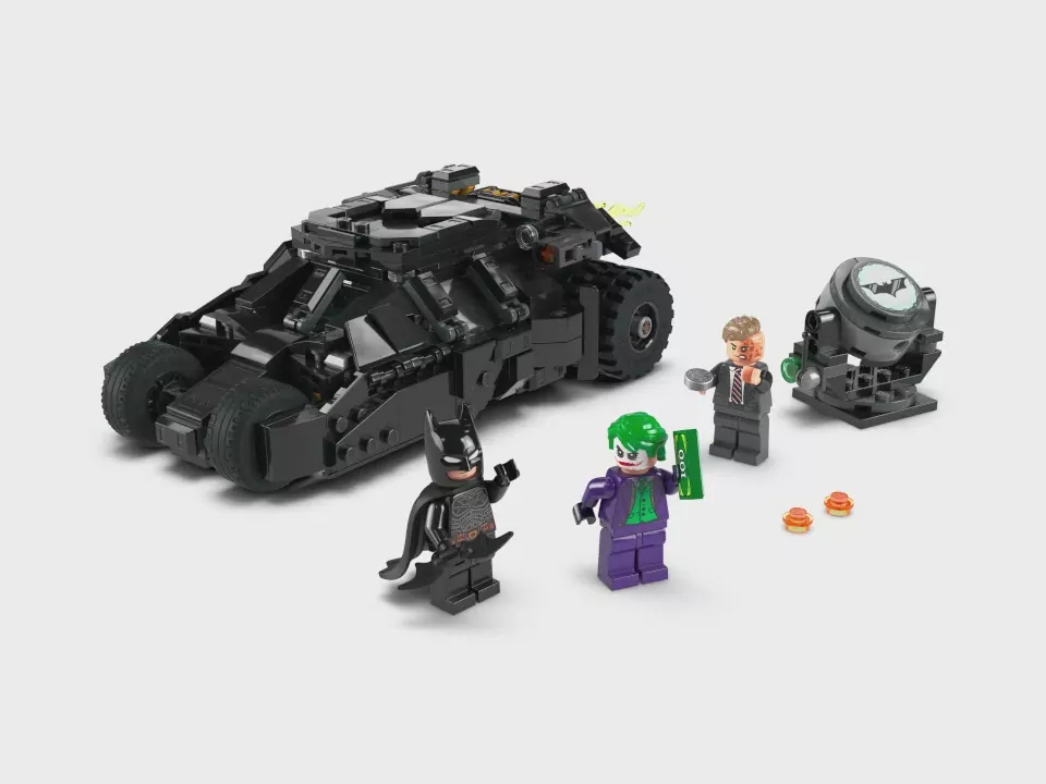 LEGO® Tumbler Batmana™ kontra Dwie Twarze i Joker™ 76303 - tantis.pl
