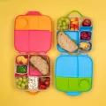 B.Box. Lunchbox. Strawberry Shake - tantis.pl