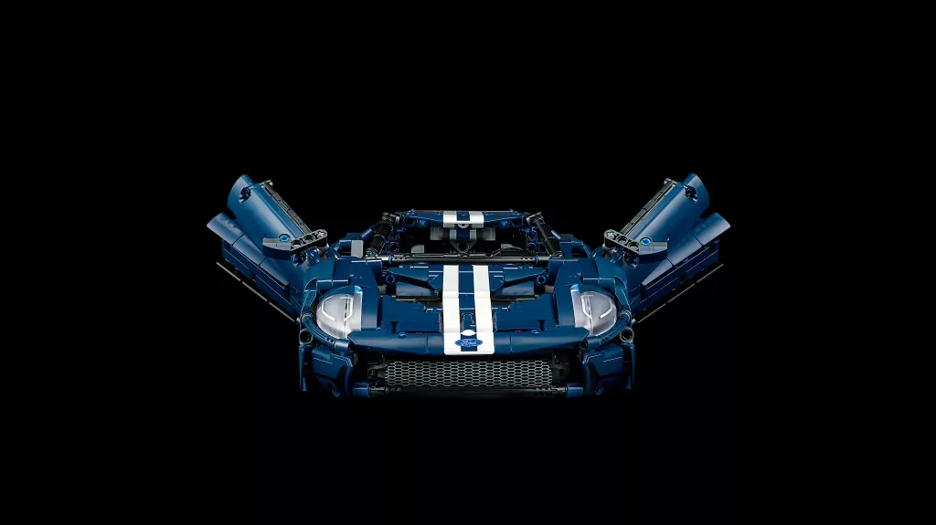 LEGO® Technic. Ford GT, wersja z 2022 roku. 42154 - tantis.pl