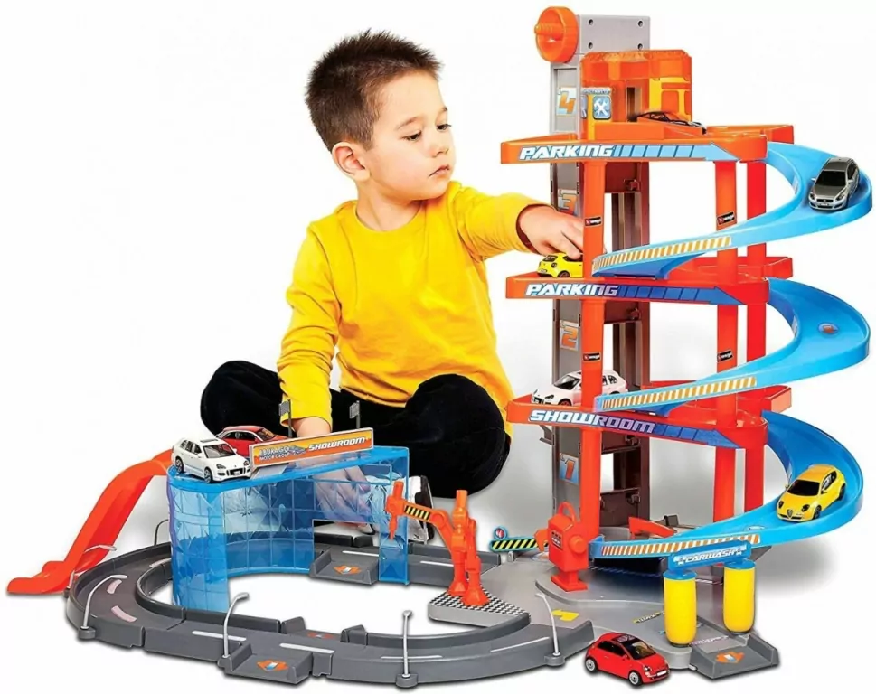 Garaż Mega Dealer Showroom BBURAGO - tantis.pl