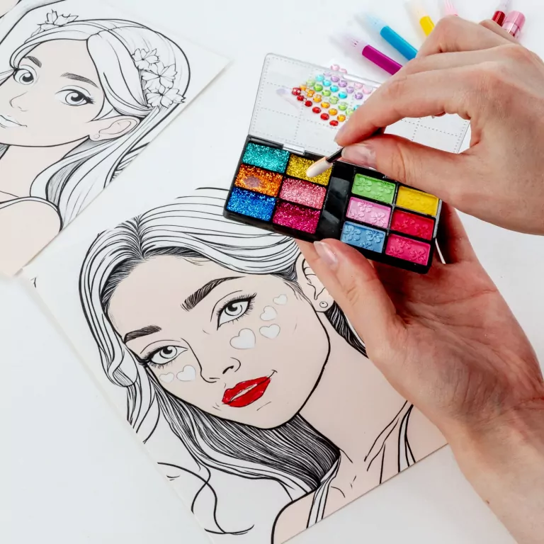 Kolorowanka plansze make-up KIDEA - tantis.pl