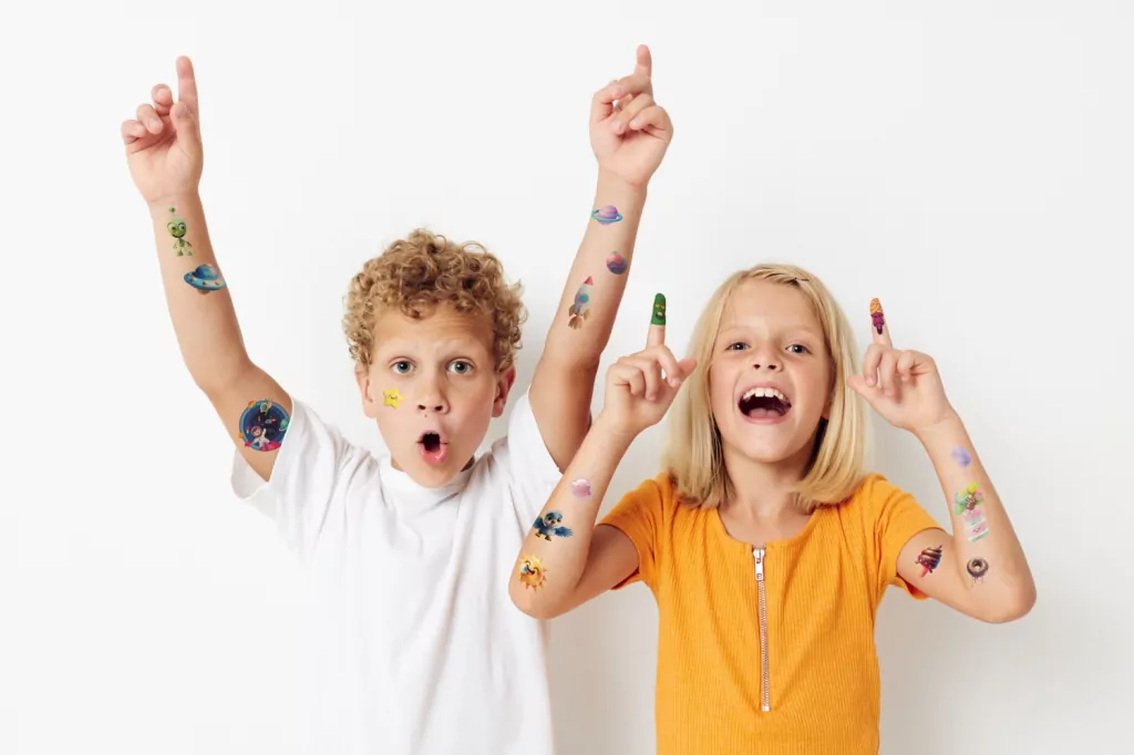 Tatuaże zmywalne Llineart + Aquarella HAPPY COLOR - tantis.pl