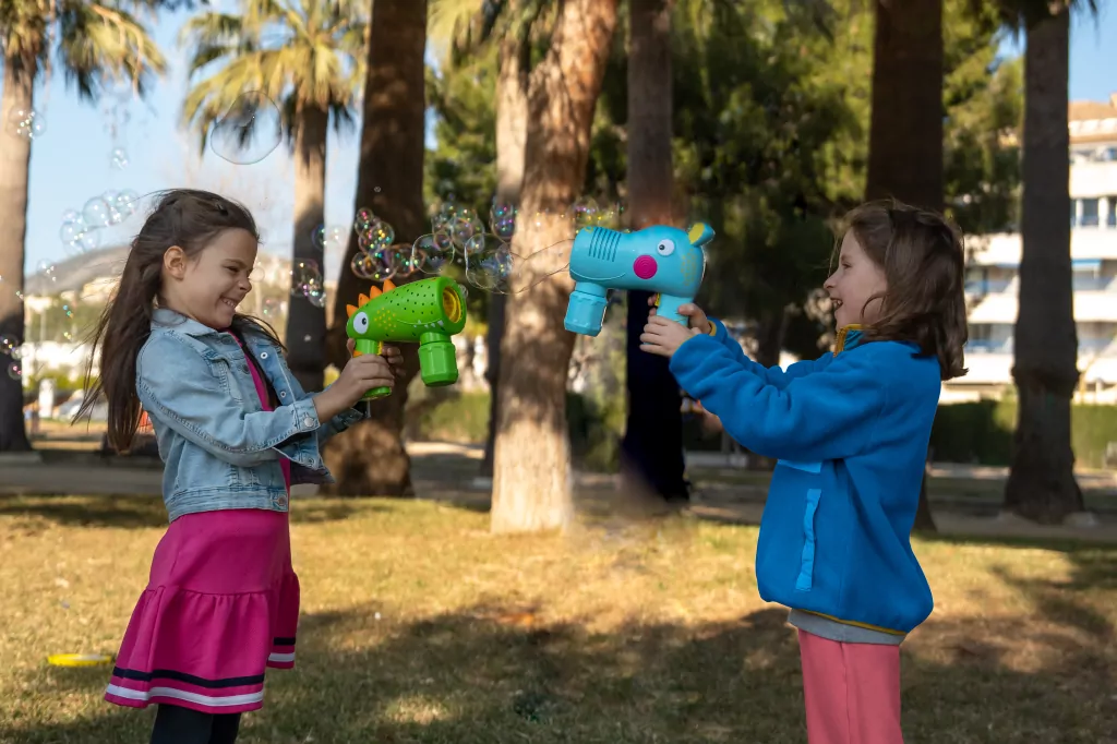 Fru Blu. Bańki Blaster Hippo + płyn 0,4L - tantis.pl