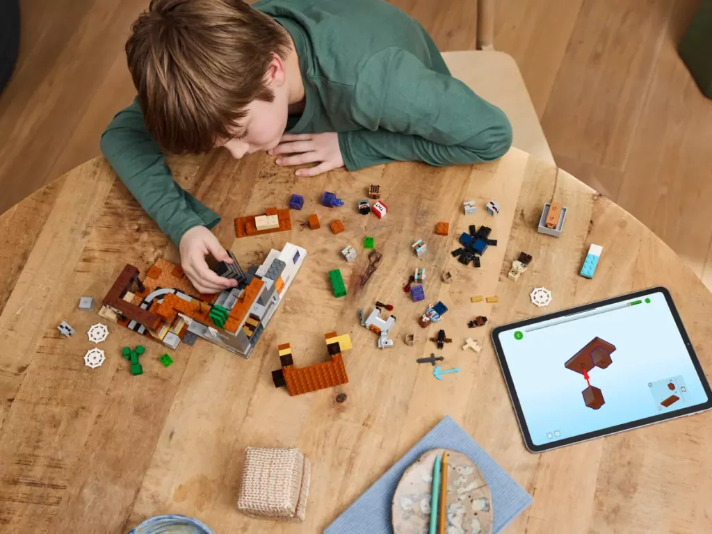 LEGO® Minecraft. Kopalnia w Badlandach 21263 - tantis.pl