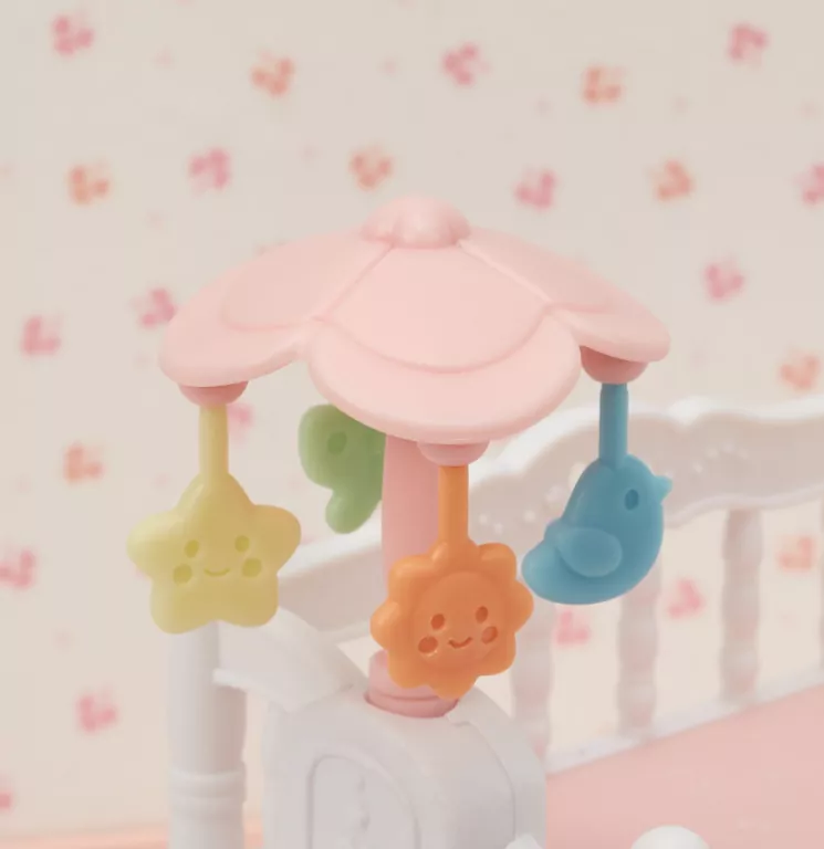 Sylvanian Families. Łóżeczko z karuzelą 5534 p6 - tantis.pl