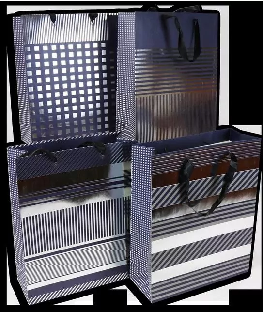 Torebka prezentowa 26x32x10cm. Mix - tantis.pl