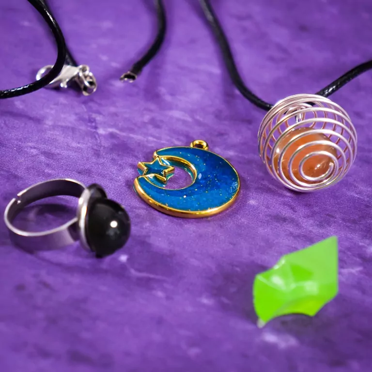 Księżycowe laboratorium. Moon Academy - tantis.pl