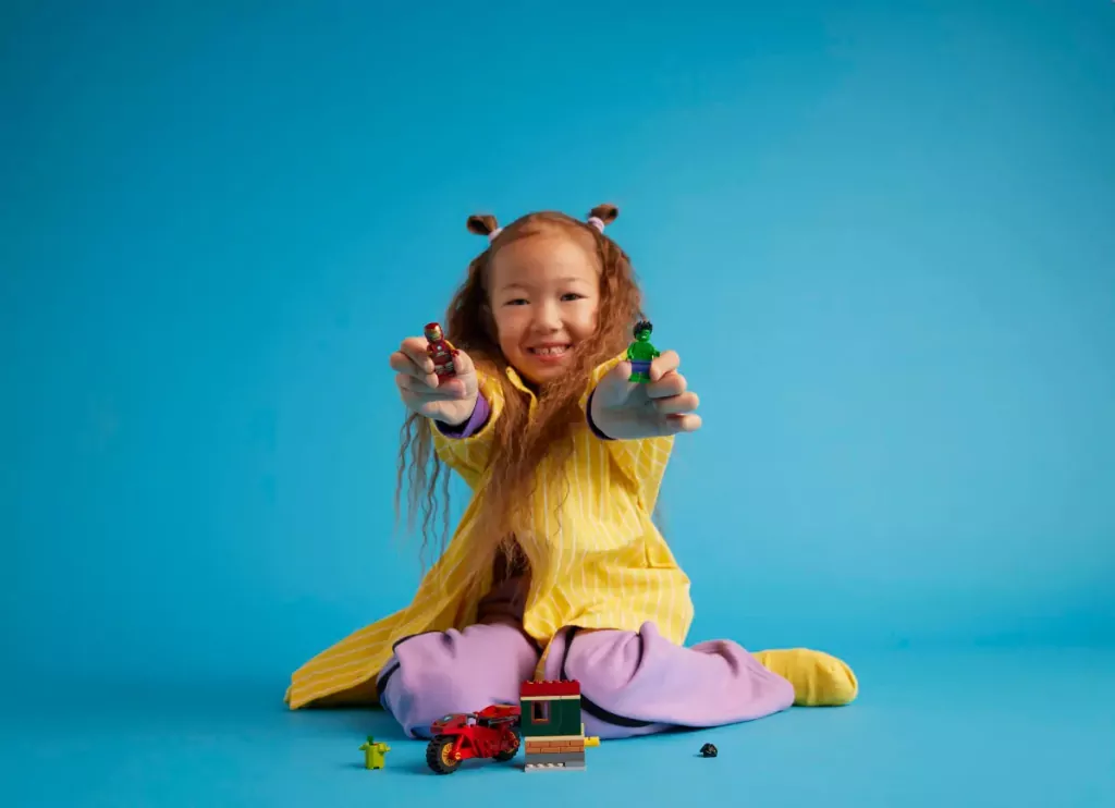 LEGO® Marvel. Iron Man z motocyklem i Hulk 76287 - tantis.pl