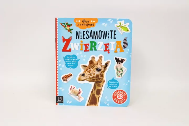 Album z naklejkami. Niesamowite zwierzęta - tantis.pl