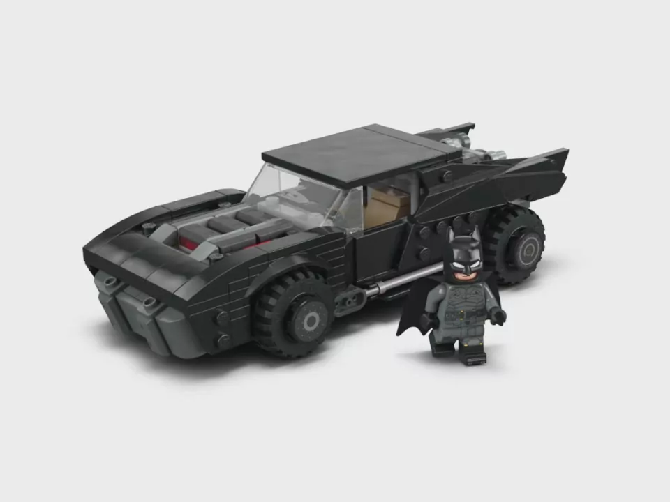 LEGO® Batmobil™ z filmu Batman™ 76332 - tantis.pl