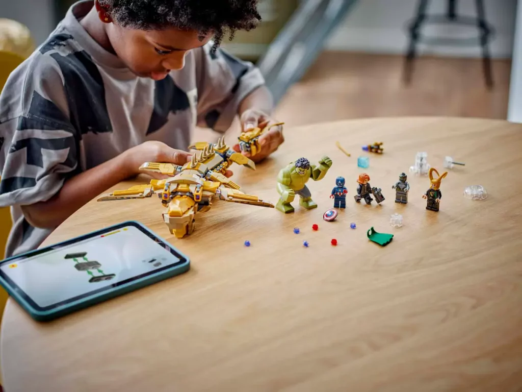 LEGO® Marvel. Avengers kontra Lewiatan 76290 - tantis.pl