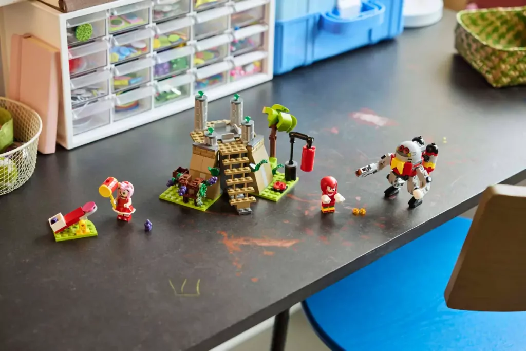 LEGO® Sonic the Hedgehog. Knuckles i świątynia Master Emerald 76998 - tantis.pl