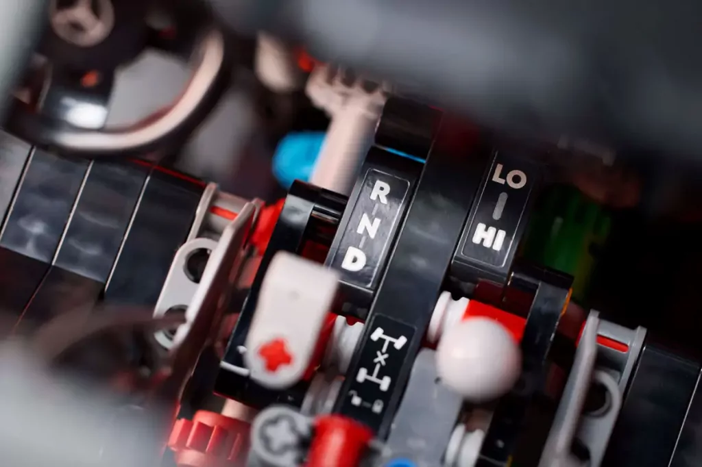 LEGO® Technic. Mercedes-Benz G 500 PROFESSIONAL Line 42177 - tantis.pl