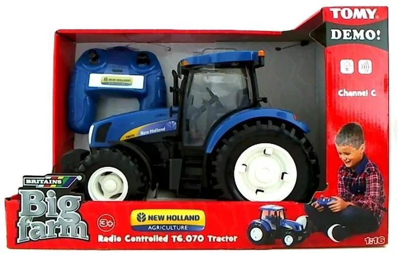 Britains Traktor New Holland R/C T6 TOMY - tantis.pl