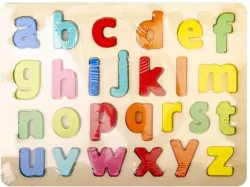 Małe litery. Układanka drewniana