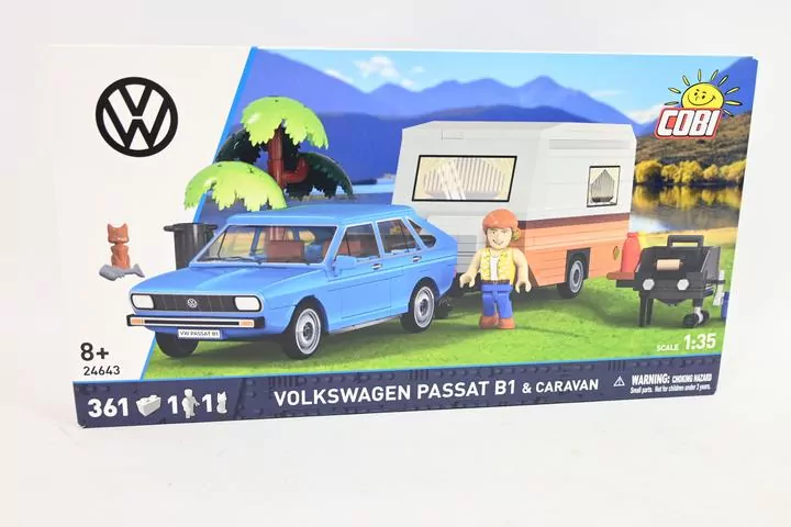 Volkswagen Passat B1 z przyczepą kempingową - tantis.pl