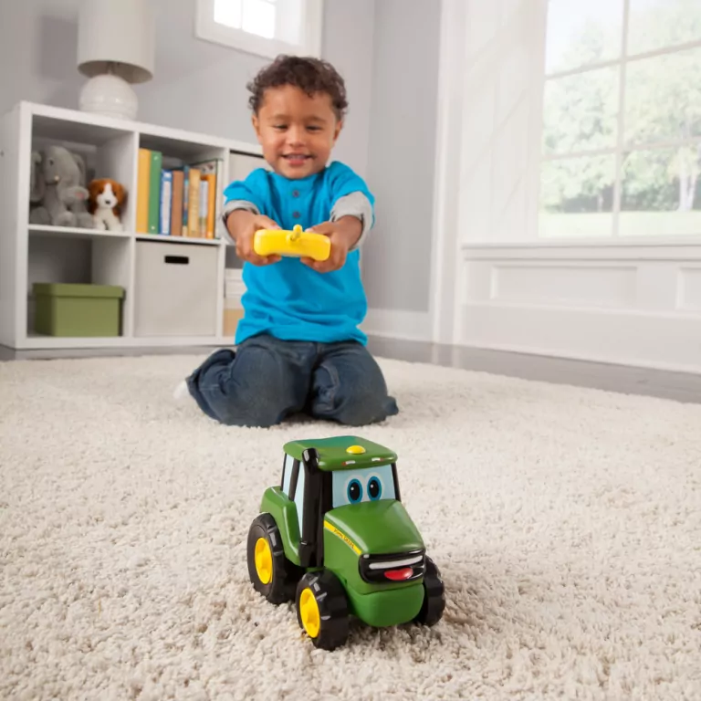 John Deere. Traktor baby na radio - tantis.pl