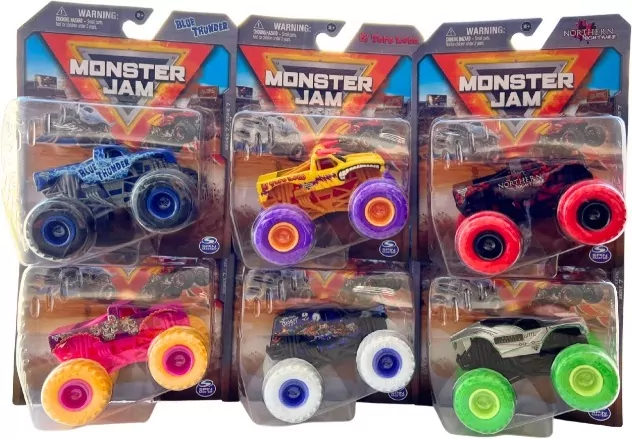 Monster Jam. Pojazdy 1:64. Mix - tantis.pl