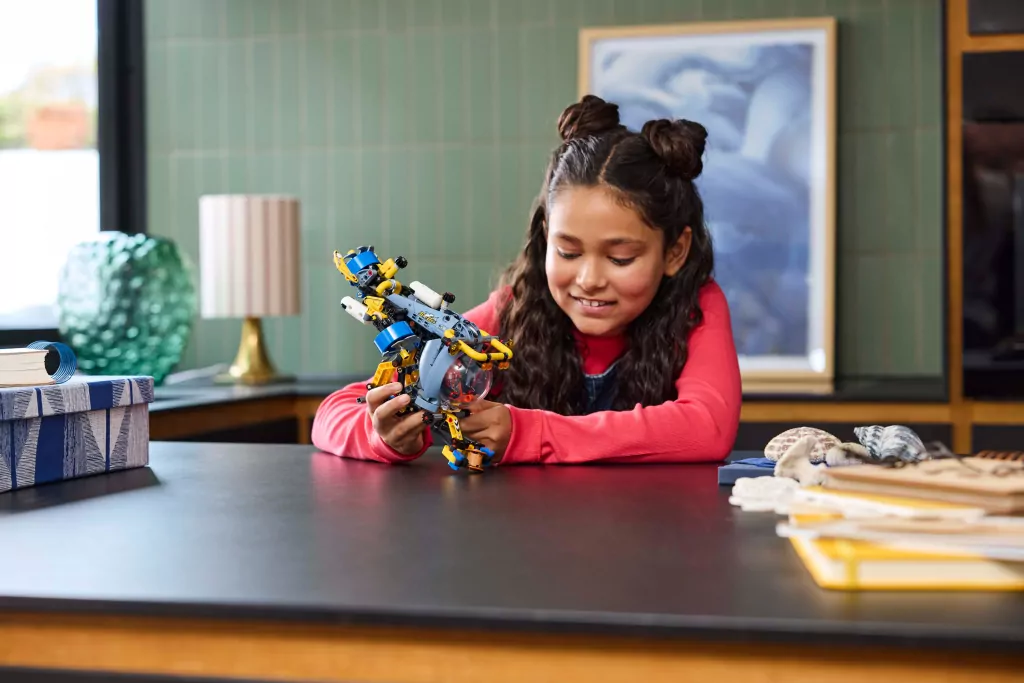 LEGO® Badawcza łódź podwodna 42201 - tantis.pl