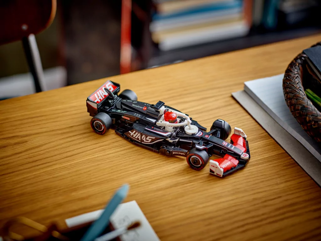 LEGO® Speed Champions. Bolid F1® MoneyGram Haas Team VF-24 77250 - tantis.pl