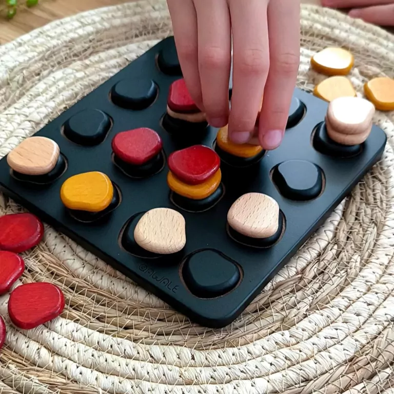 Qawale Mini. IUVI Games - tantis.pl