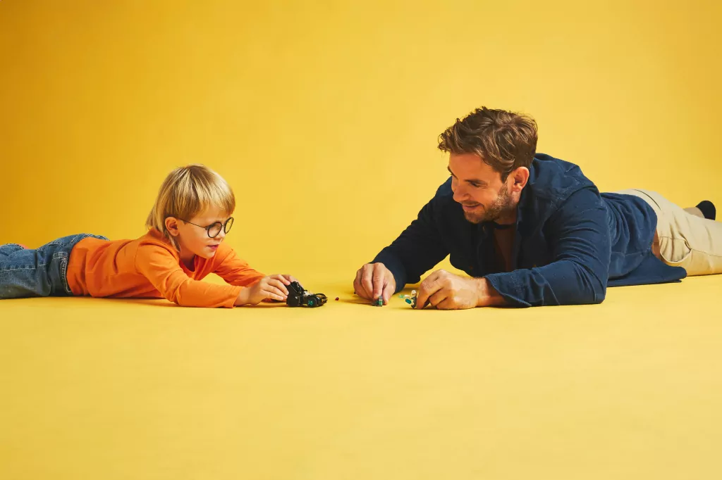 LEGO® Batman™ i Batmobil kontra Mr. Freeze™ 76301 - tantis.pl