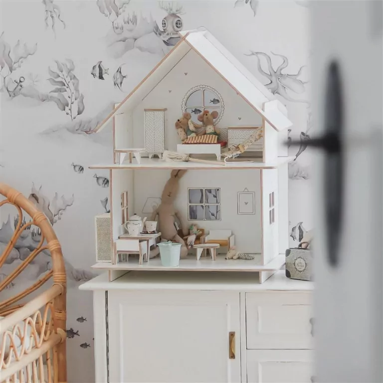 Drewniany domek dla lalek Willa Maja - tantis.pl