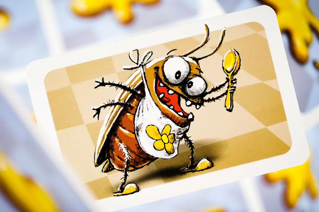 Hotel pod pajęczą siecią. Gra karciana o zakwaterowaniu owadów w hotelu. MUDUKO - tantis.pl