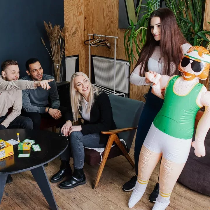 Kim jest Janusz? - tantis.pl