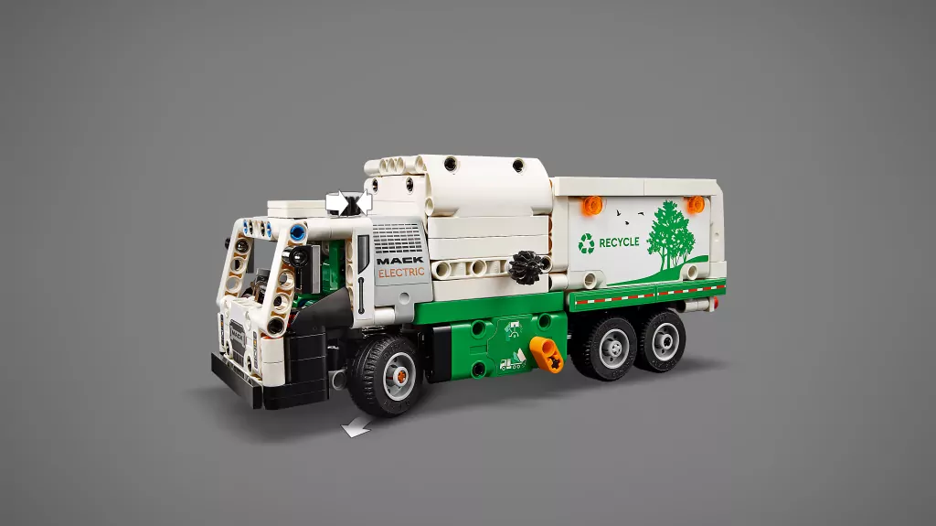 LEGO® Technic. Śmieciarka Mack LR Electric 42167 - tantis.pl