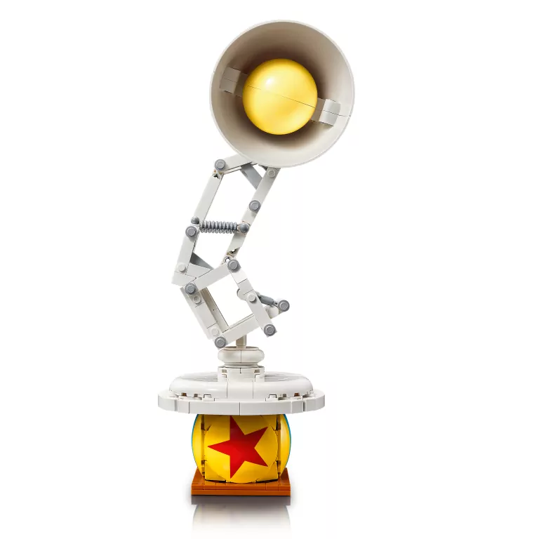 LEGO® Ideals. Disney Pixar Luxo Jr. 21357 - tantis.pl