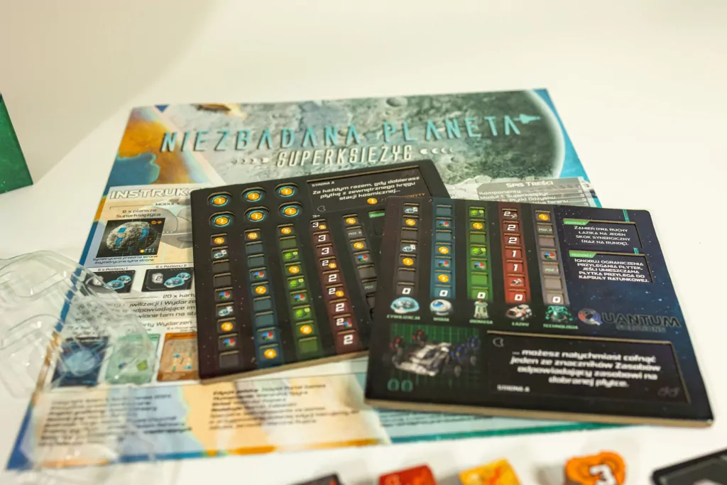 Niezbadana Planeta: Superksiężyc - tantis.pl