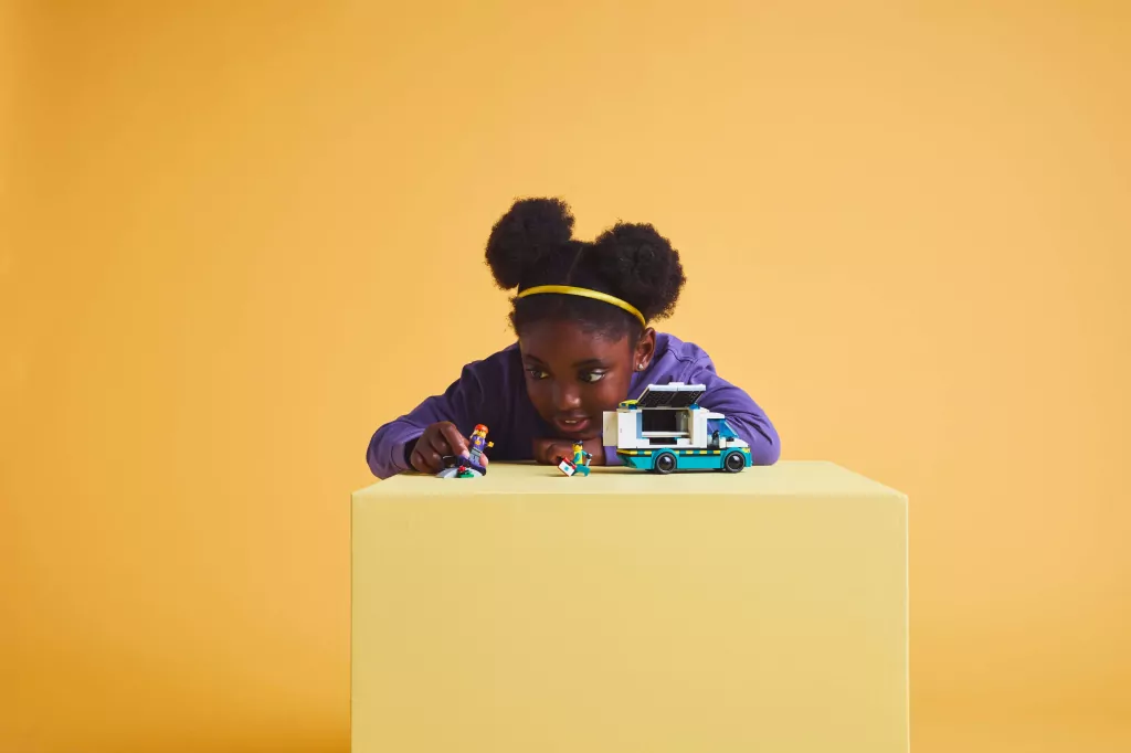 LEGO® Karetka pogotowia 60451 - tantis.pl