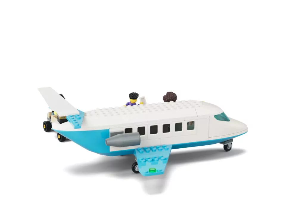 LEGO® Samolot pasażerski 60492 - tantis.pl