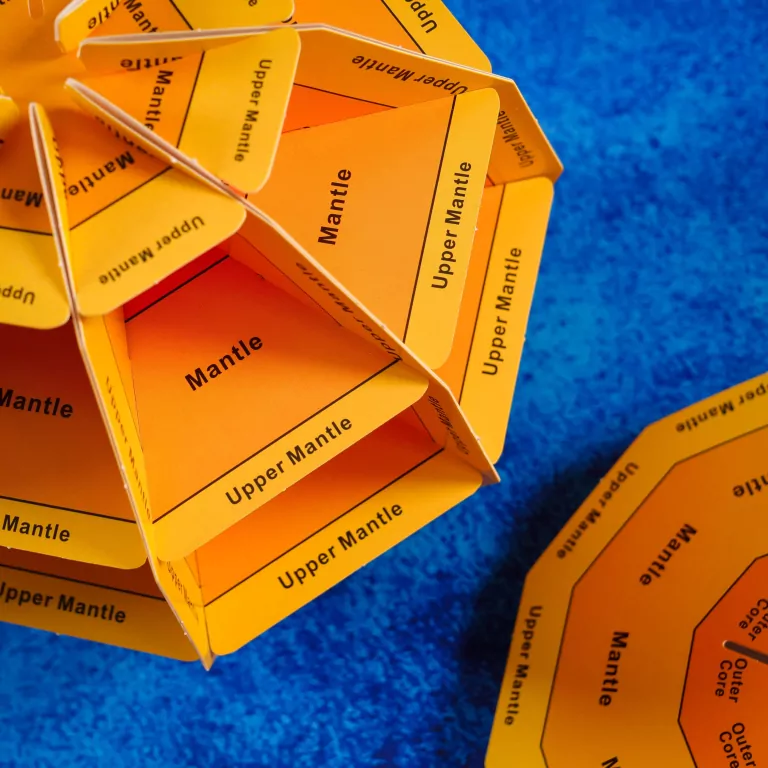 Cubic Fun. Puzzle 3D. National Geographic. Globus - tantis.pl